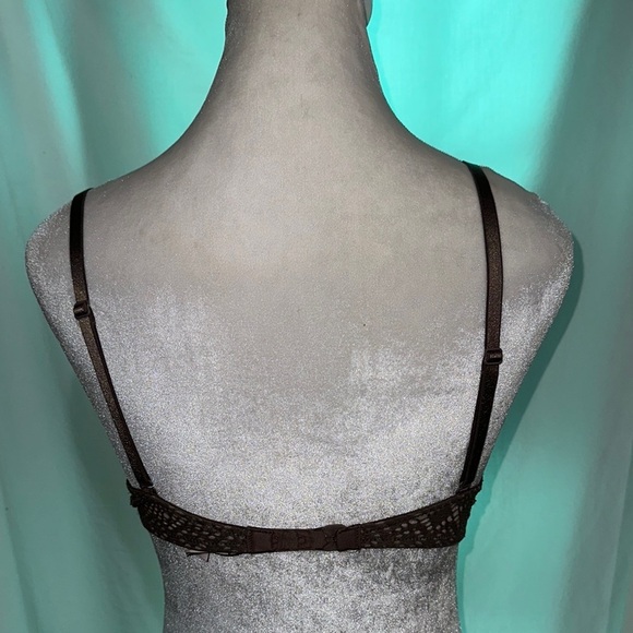 Taupe Victoria's Secret push-up bra size 34B - Picture 2 of 3